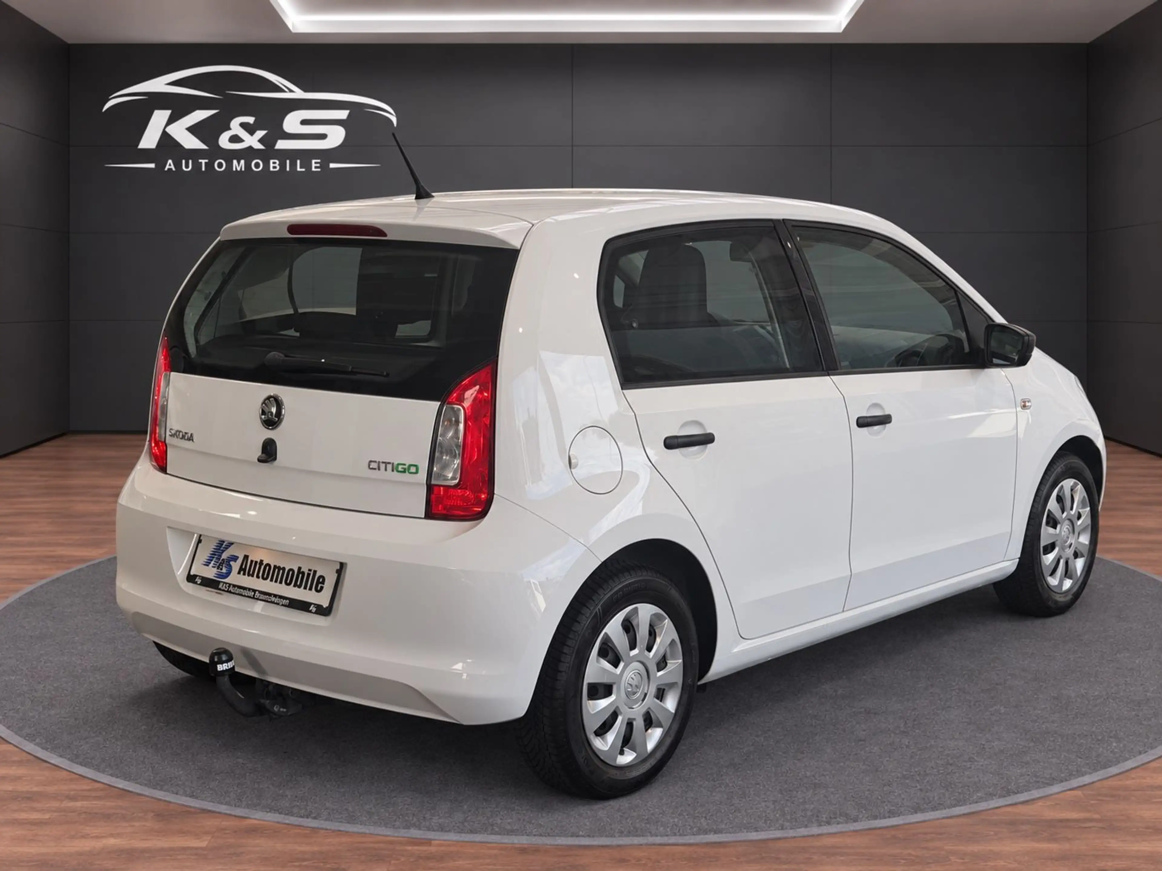 Skoda Citigo Cool Edition *4-TÜRER*AUTOMATIK*SZH*AHK* — photo 9