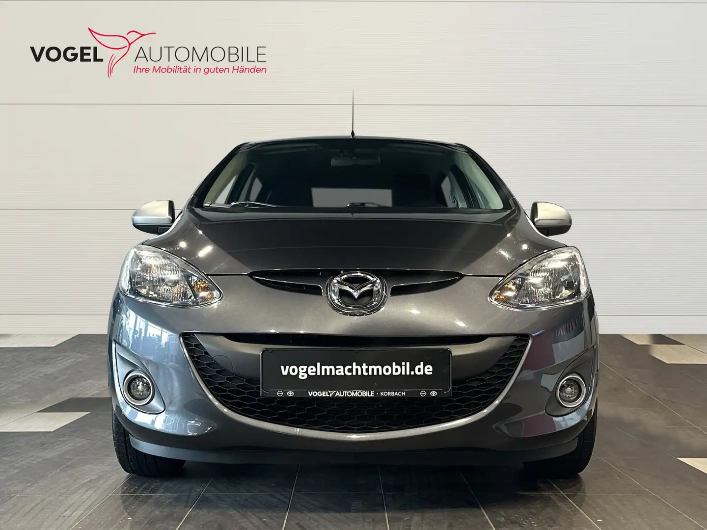 Mazda 2 1.3 MZR Sendo +PDC+SHZ+DynLicht+KlimaA siva - 2