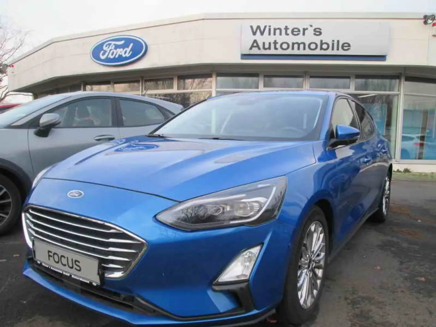 Ford Focus 1.0 EcoBoost Hybrid TITANIUM Blau - 1