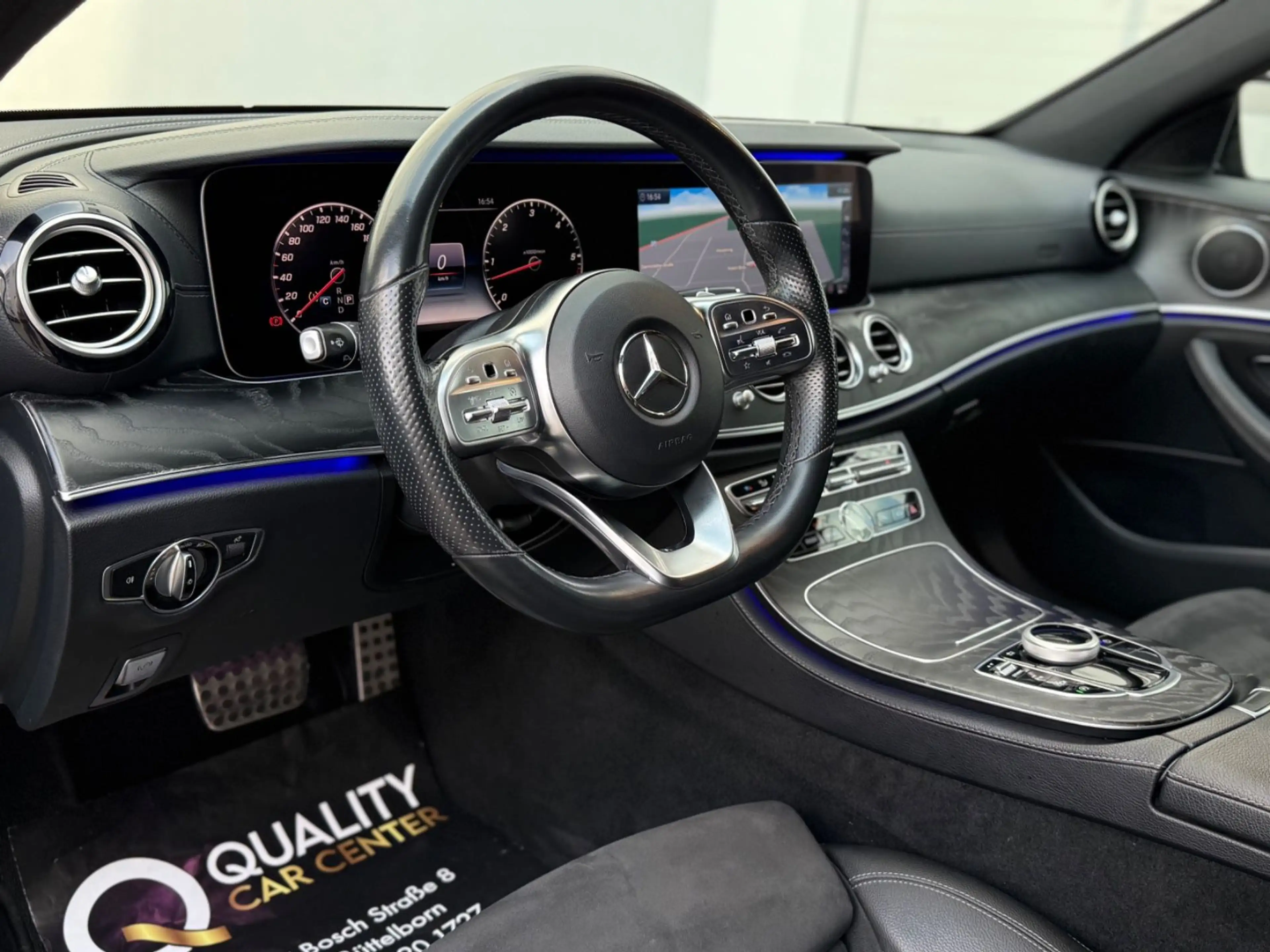 Mercedes-Benz E 400 d Limousine 4Matic 9G AMG NIGHT *AHK*KAMERA — photo 5