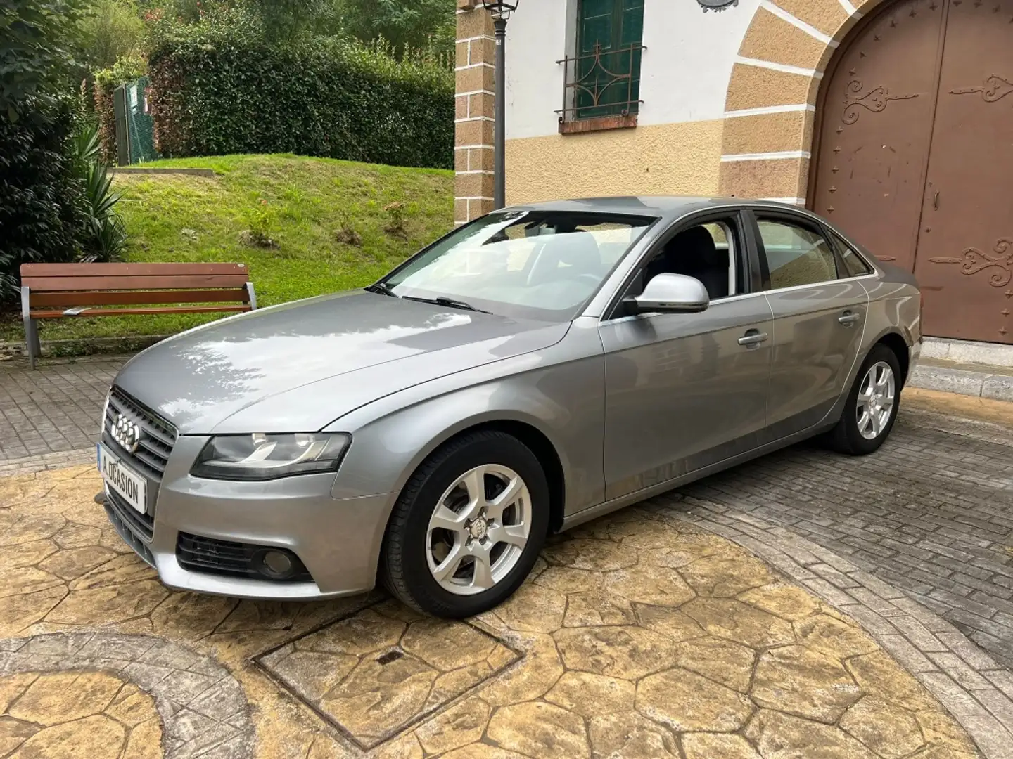 Audi A4 2.0TDI DPF 143 Gris - 1