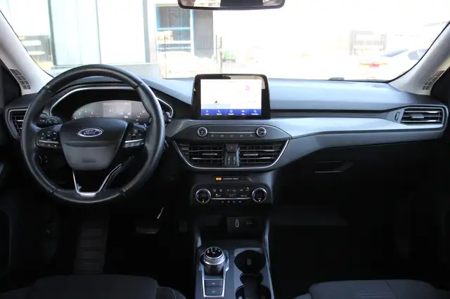 Ford Focus view 16