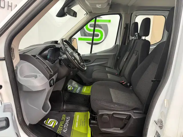 Ford Transit view 14
