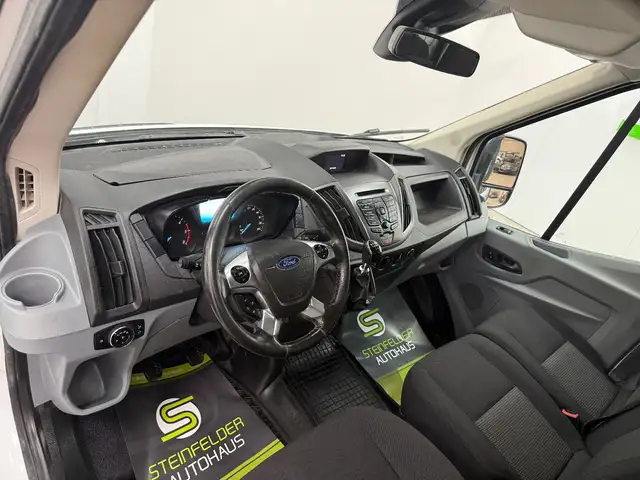 Ford Transit view 12