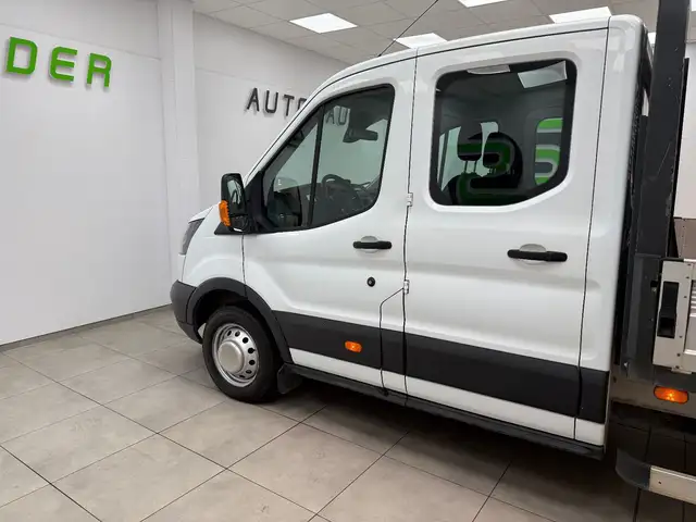 Ford Transit view 5