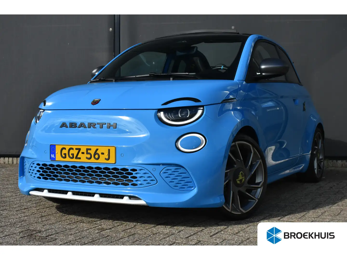 Abarth 500C Turismo 42 kWh Cabrio verwacht!! | Navigatie | Pac Blauw - 1
