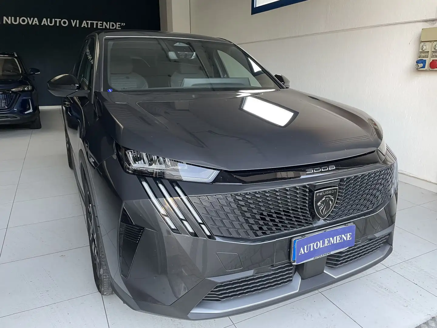 Peugeot 3008 3008 Hybrid 136 e-DCS6 Allure Grigio - 1