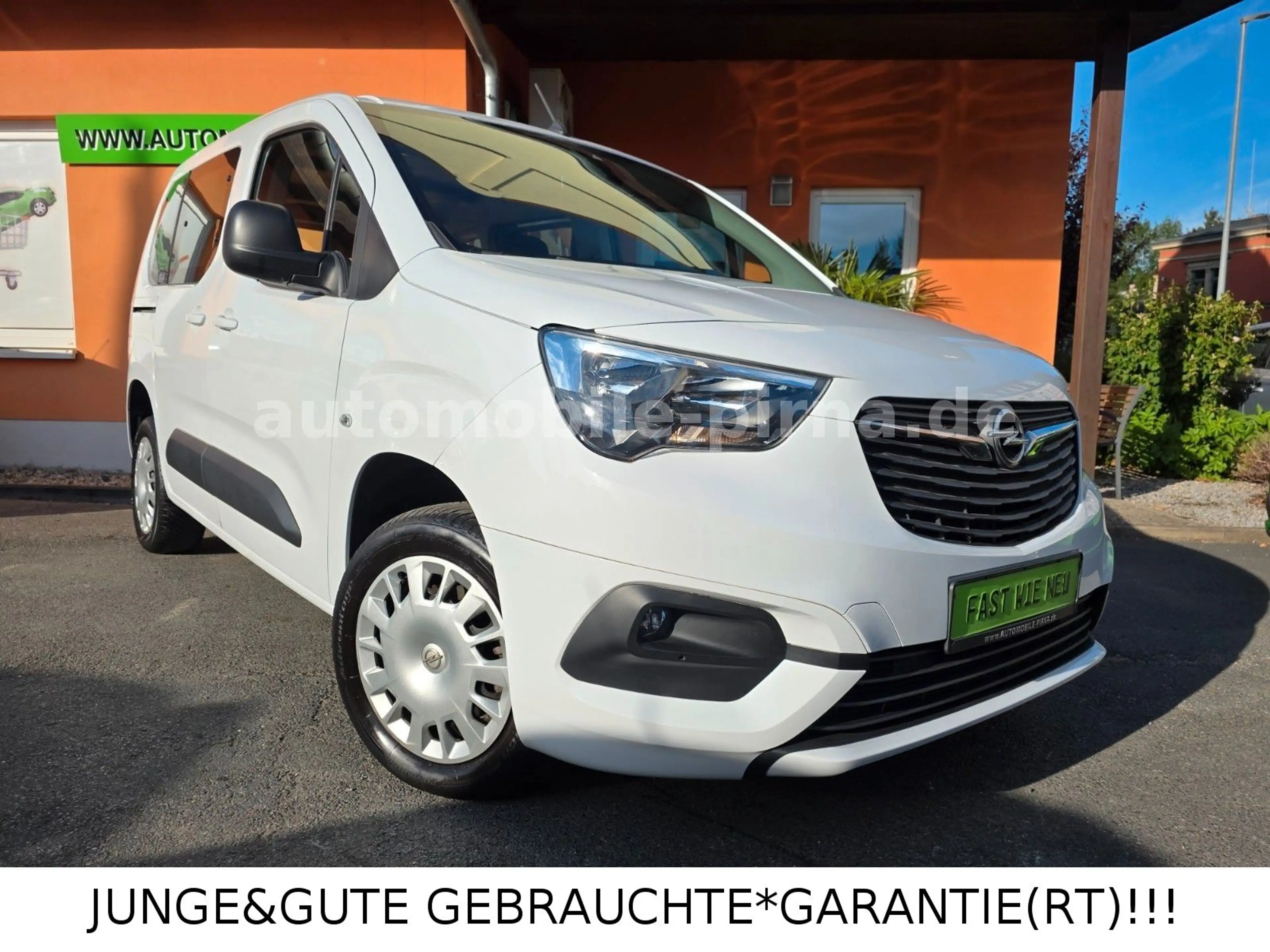 Opel Combo Life 1.2 Turbo 110PS 6G +CAM ***WENIG KM!