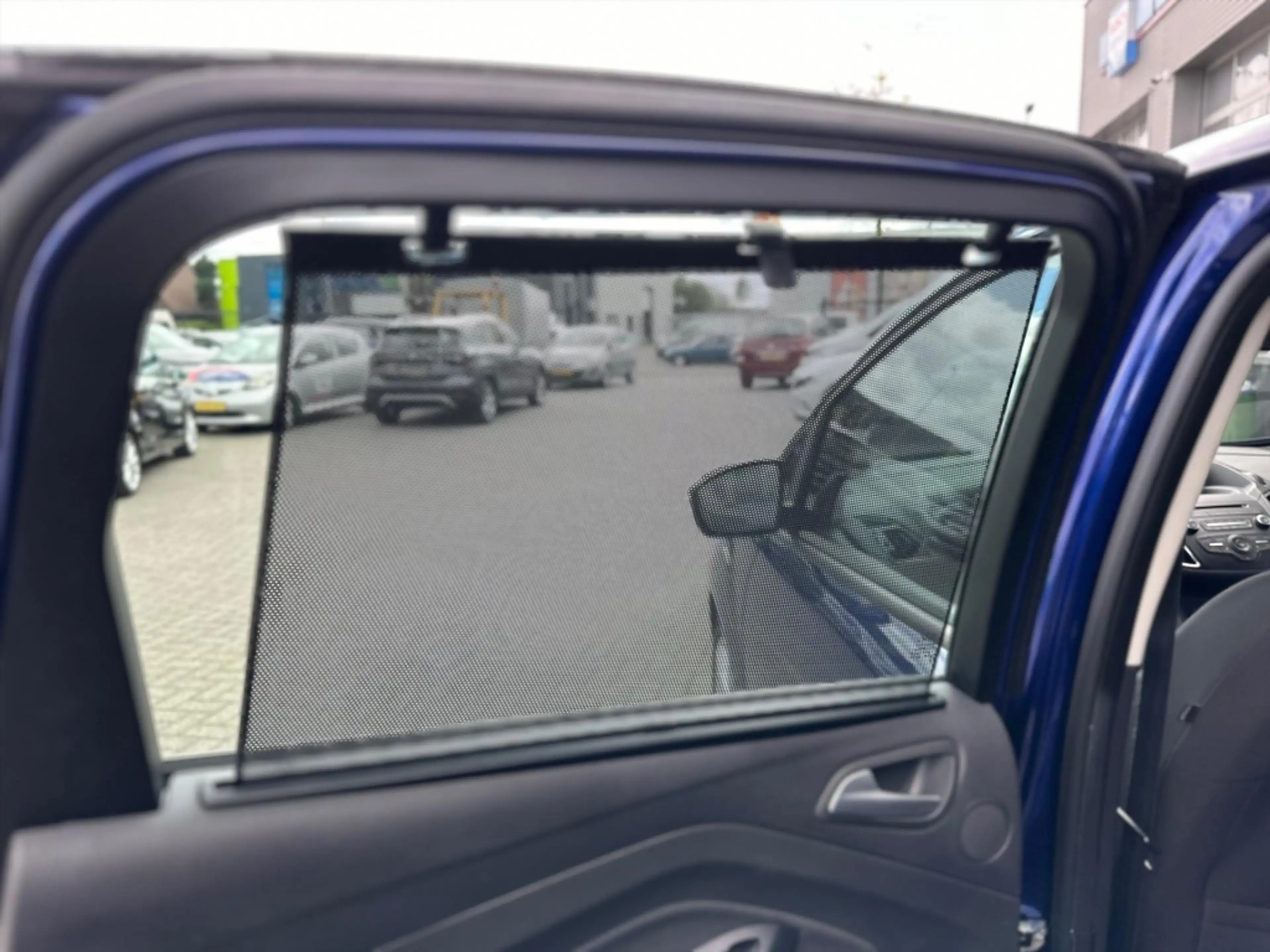 Ford C-Max 1.0 EcoBoost 125pk Titanium (NIEUWE DISTRIBUTIE) — photo 4