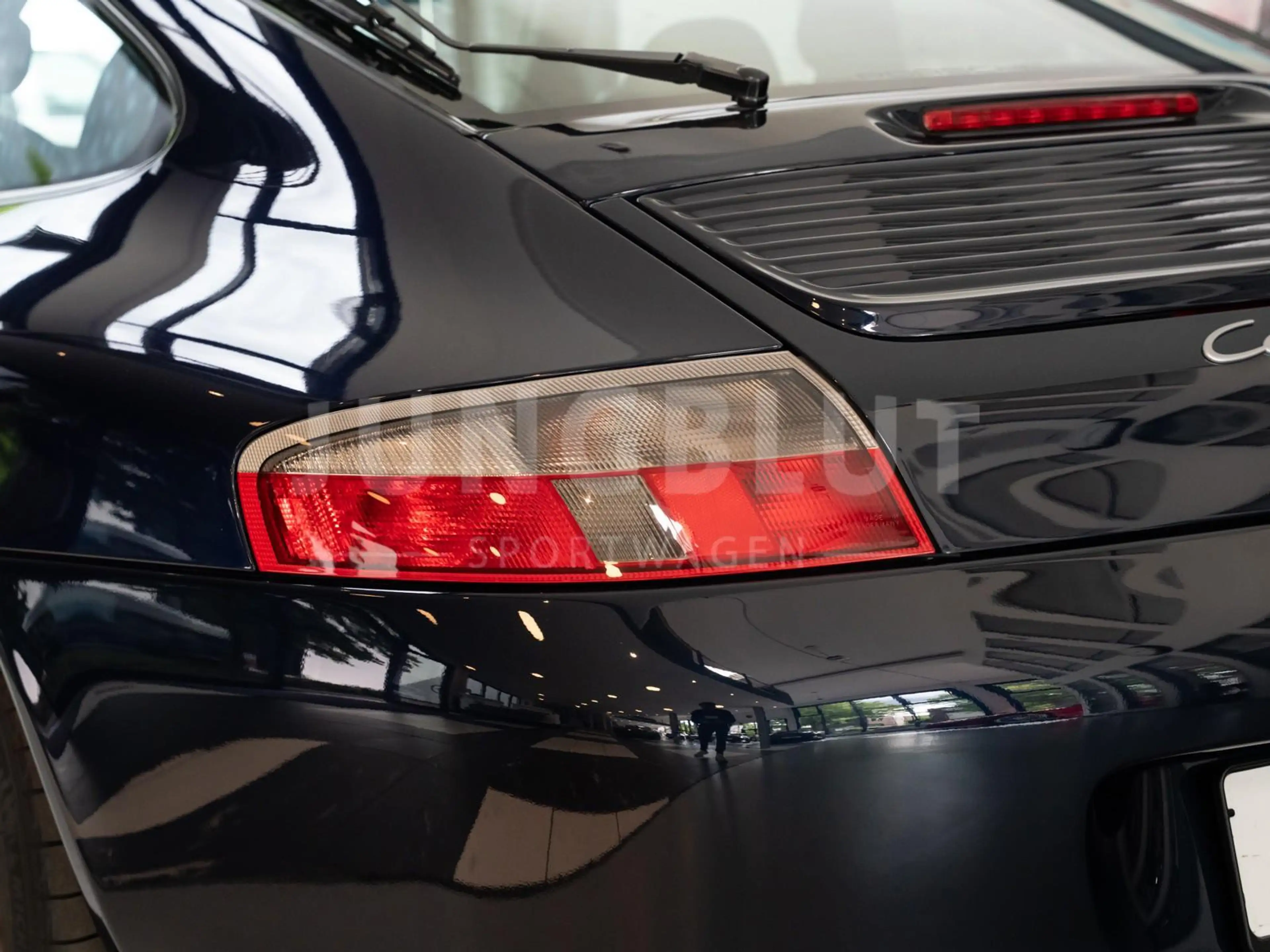 Porsche 996 Carrera 4 Coupé Nachtblau+Sitzheizung+Tiptronic — photo 4