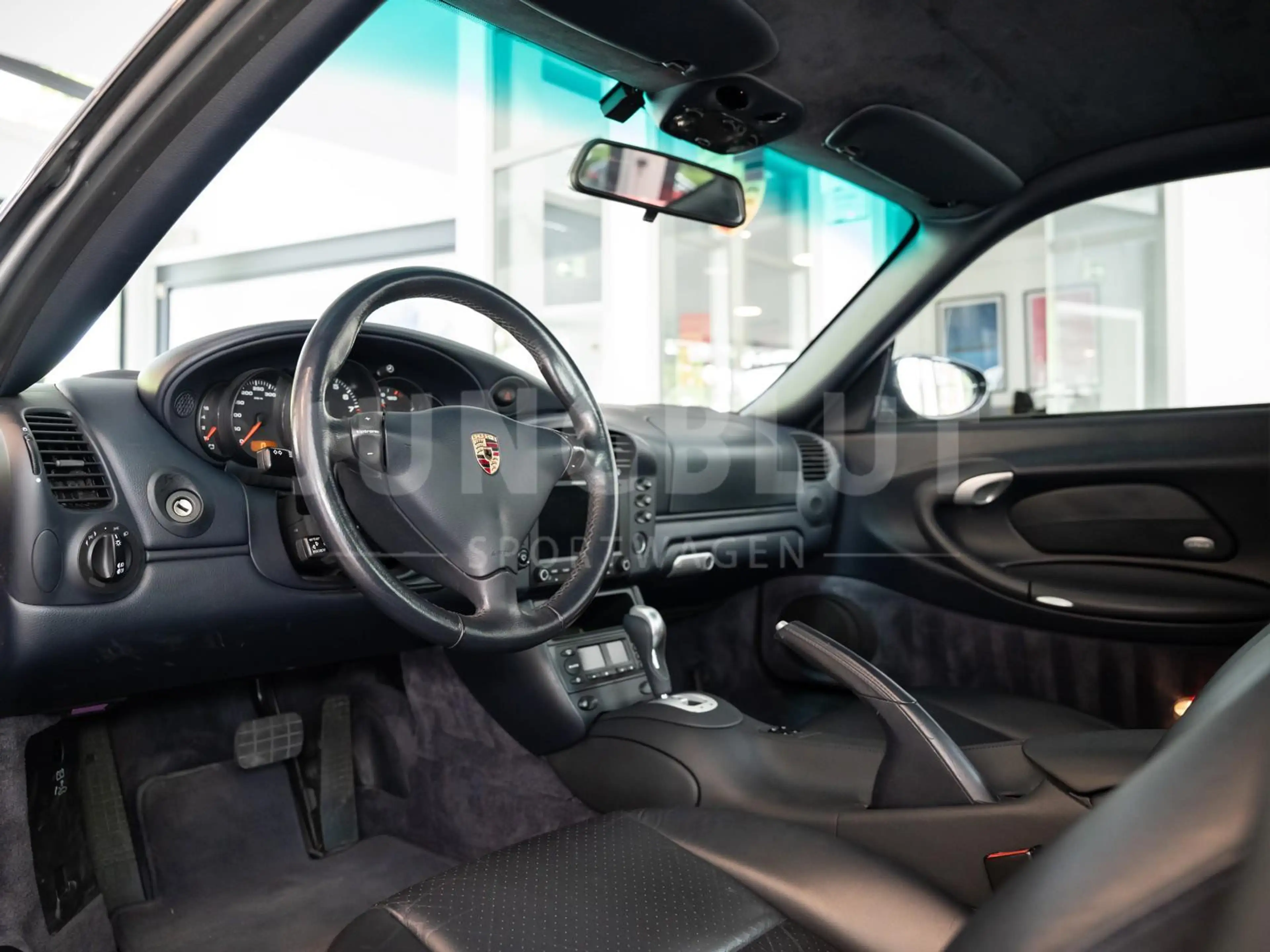 Porsche 996 Carrera 4 Coupé Nachtblau+Sitzheizung+Tiptronic — photo 6