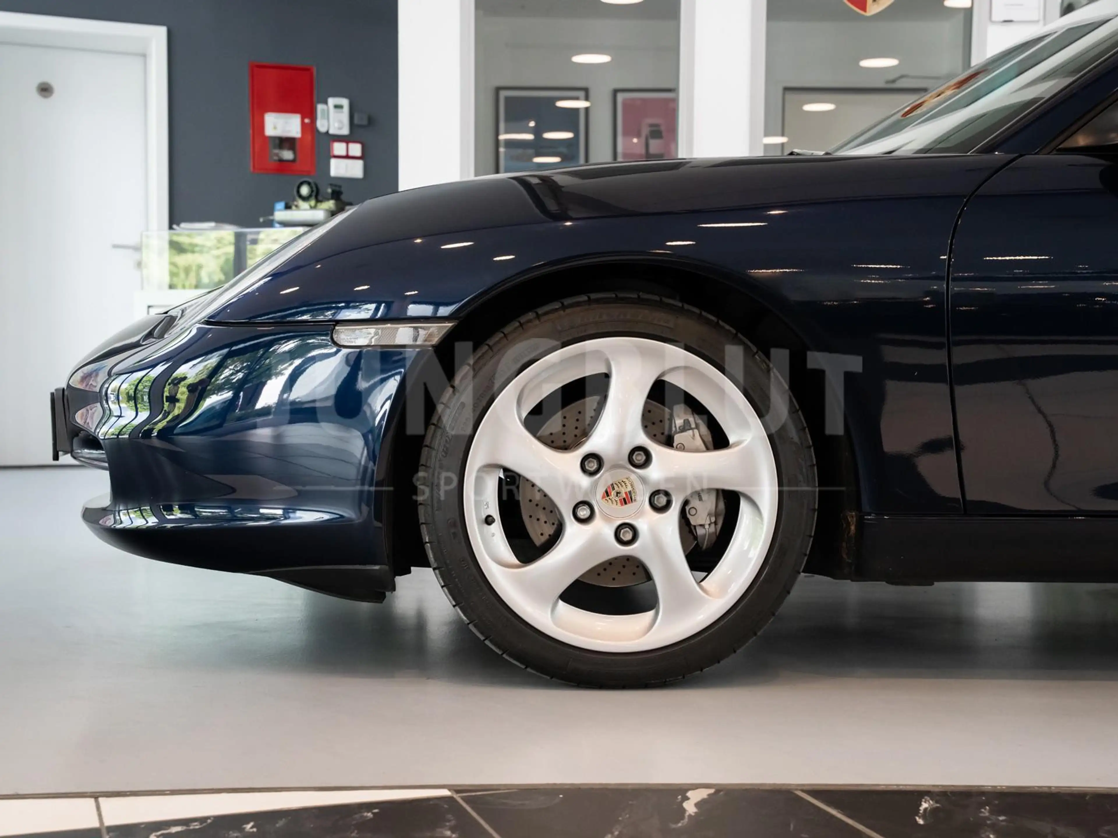 Porsche 996 Carrera 4 Coupé Nachtblau+Sitzheizung+Tiptronic — photo 11