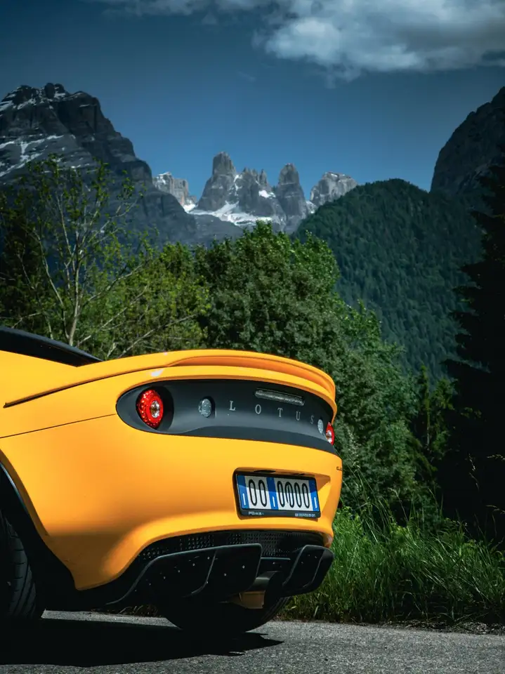 Lotus Elise 2022