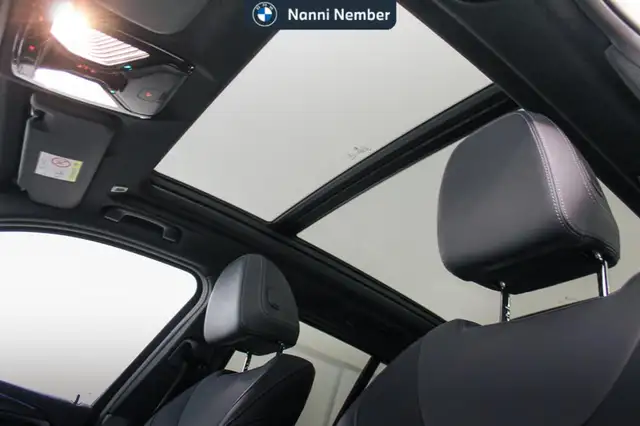 BMW X3 view 9