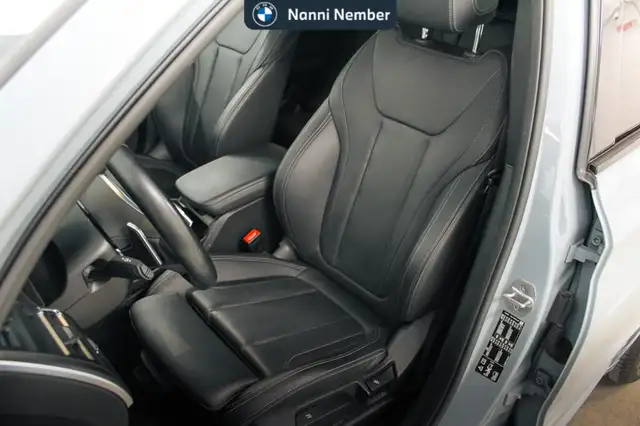 BMW X3 view 14