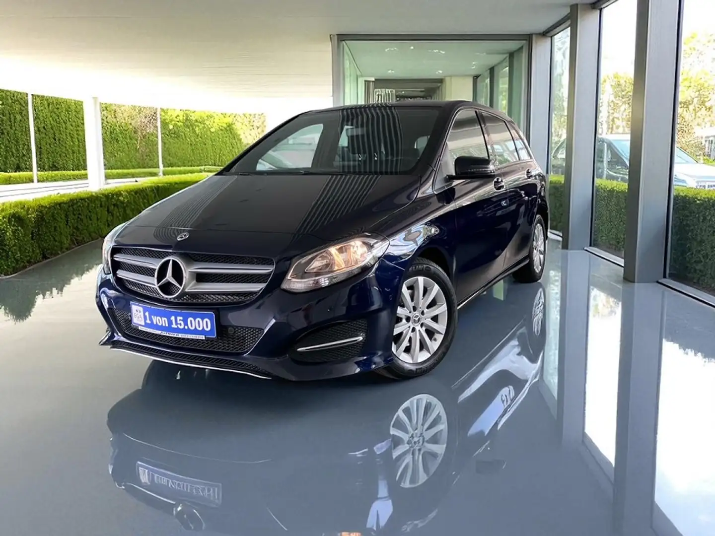 Mercedes-Benz B 180 - Navi/ Sitzh/ Klima/ Blau - 1