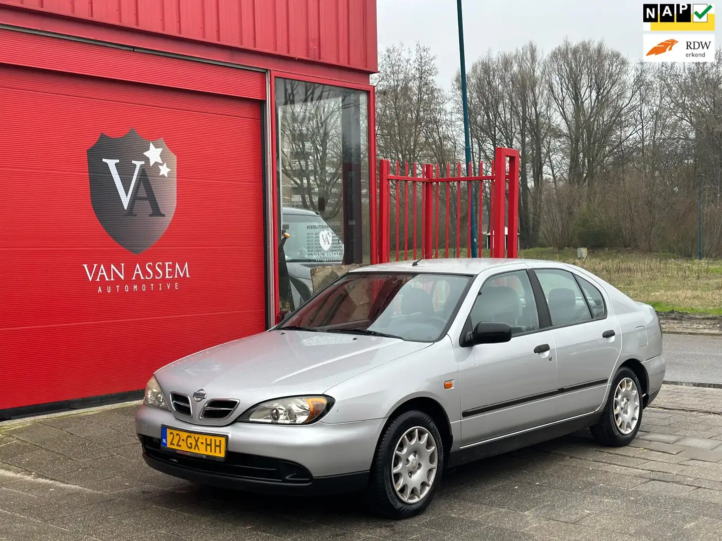 Nissan Primera 1.6 Comfort • Airco • Deal Ond • Nette Auto • Grau - 1