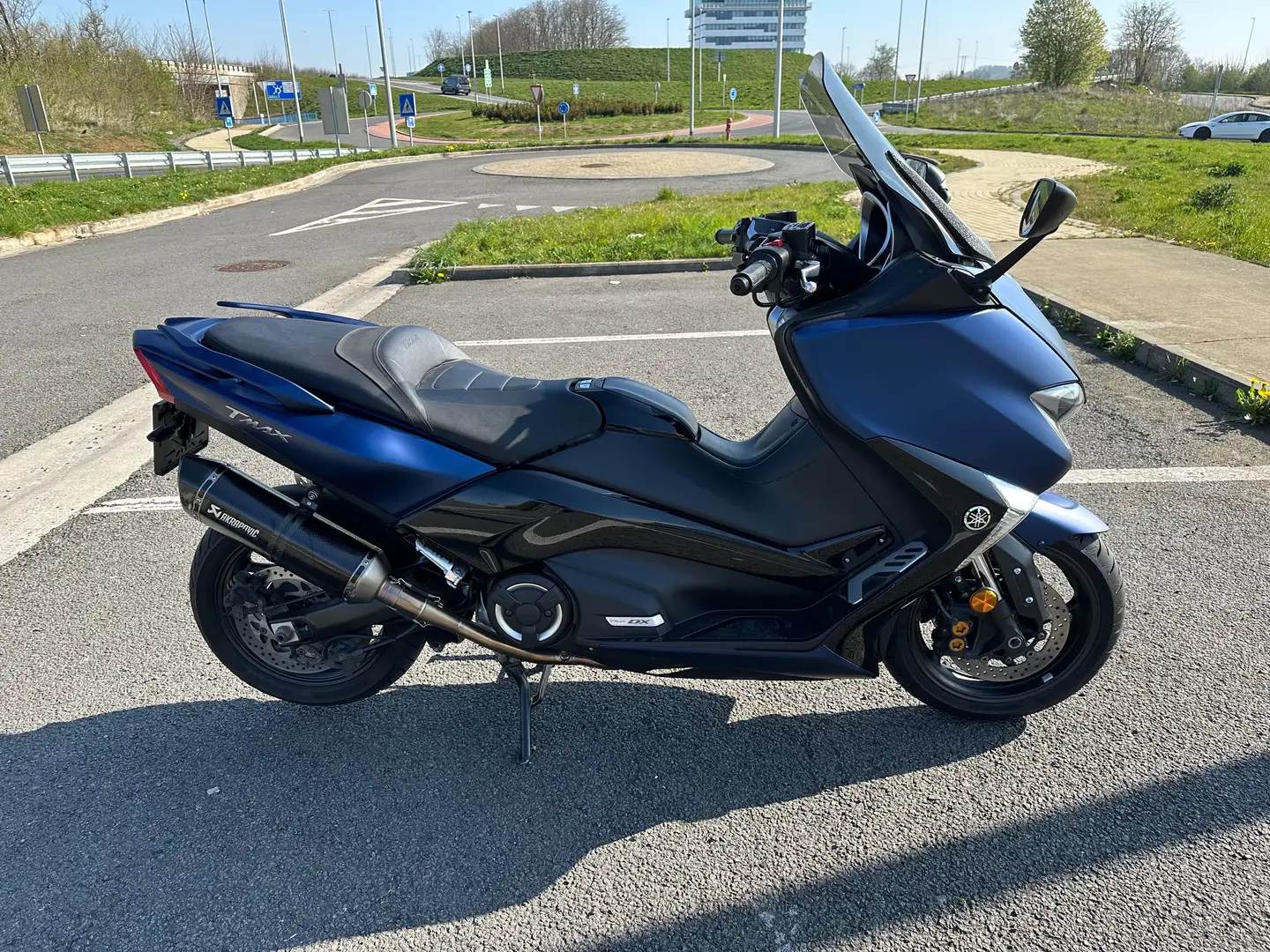 Yamaha TMAX DX Blue - 2