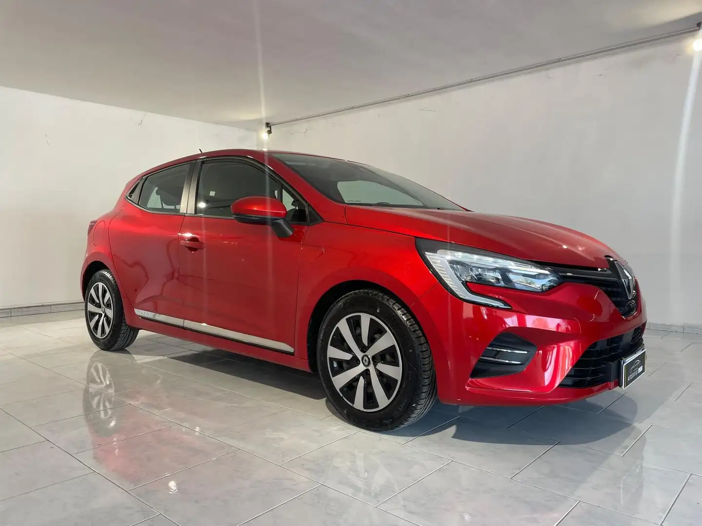 Renault Clio 2021 1.0 tce Zen Gpl 100cv X NEOPATENTATI - 1