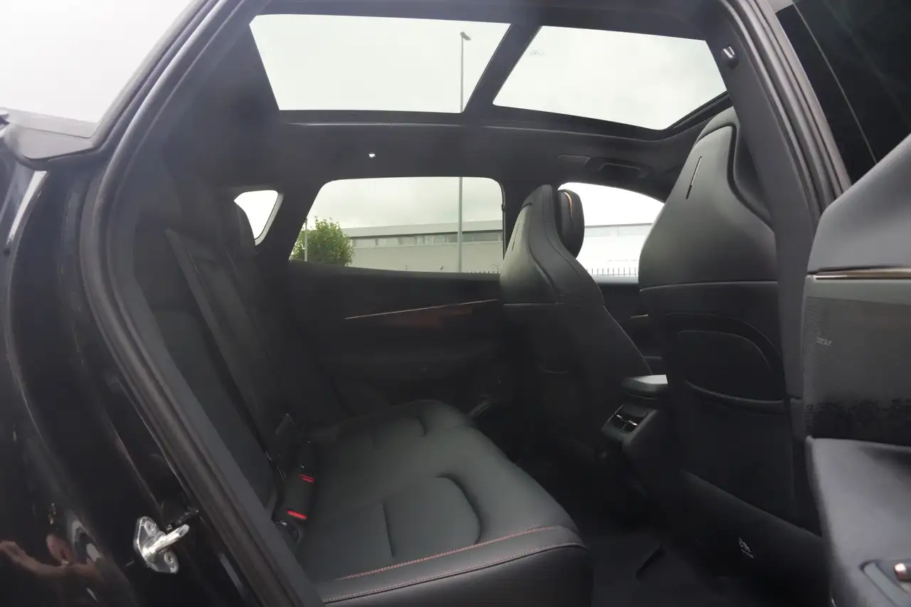 Lynk & Co 08 1.5 More 350 PK 200 KM EV PANO HARMAN KARD, миниатюра 26
