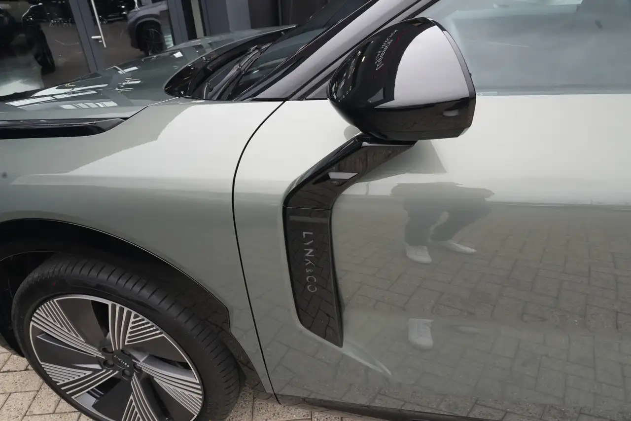 Lynk & Co 08 1.5 More 350 PK 200 KM EV PANO HARMAN KARD, миниатюра 27