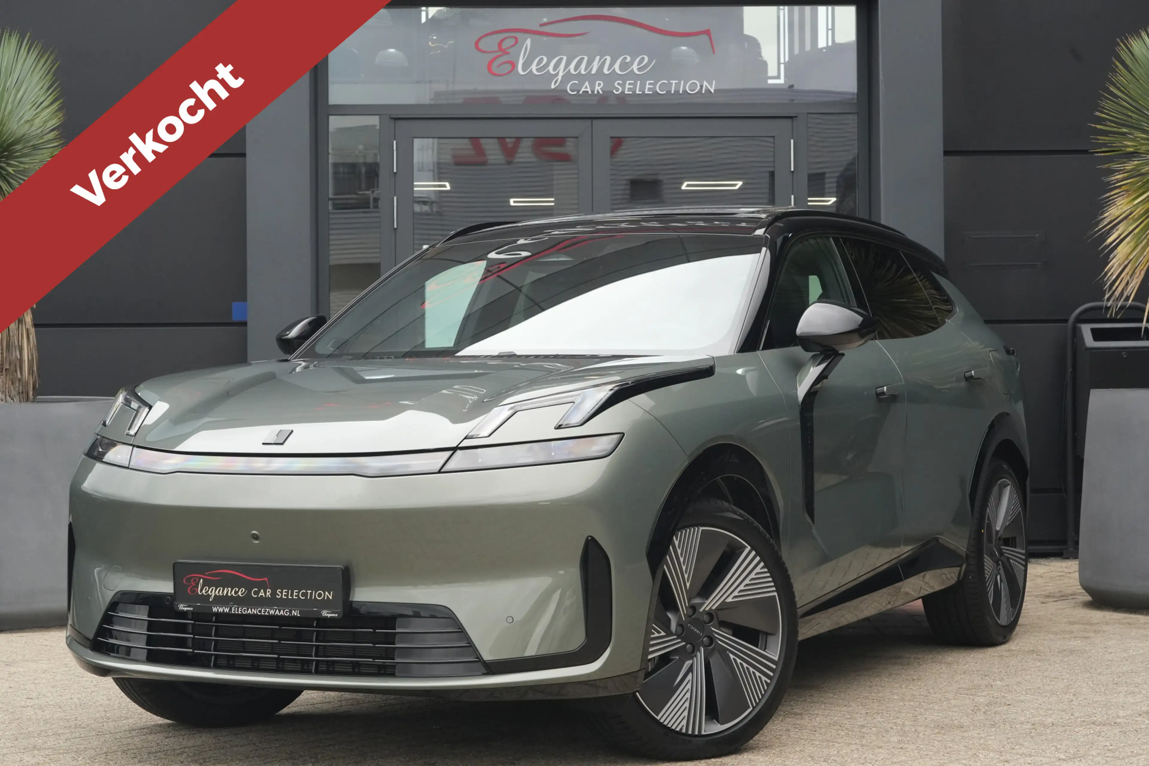 Lynk & Co 08 1.5 More | 350 PK | 200 KM EV | PANO | HARMAN KARD