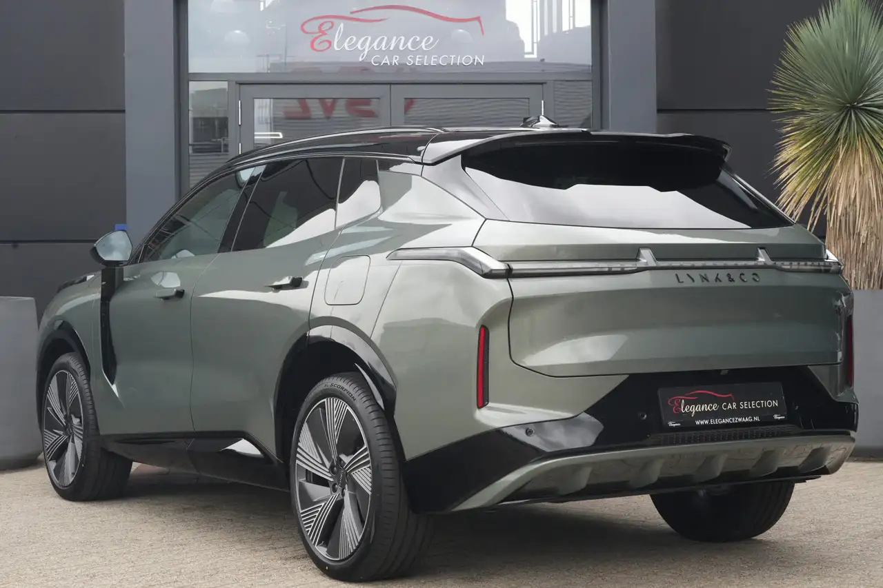 Lynk & Co 08 1.5 More 350 PK 200 KM EV PANO HARMAN KARD, миниатюра 7