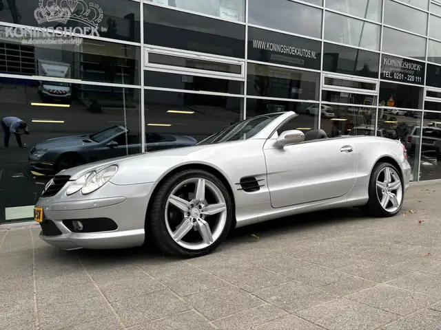 Mercedes-Benz SL 350 SL AMG Youngtimer