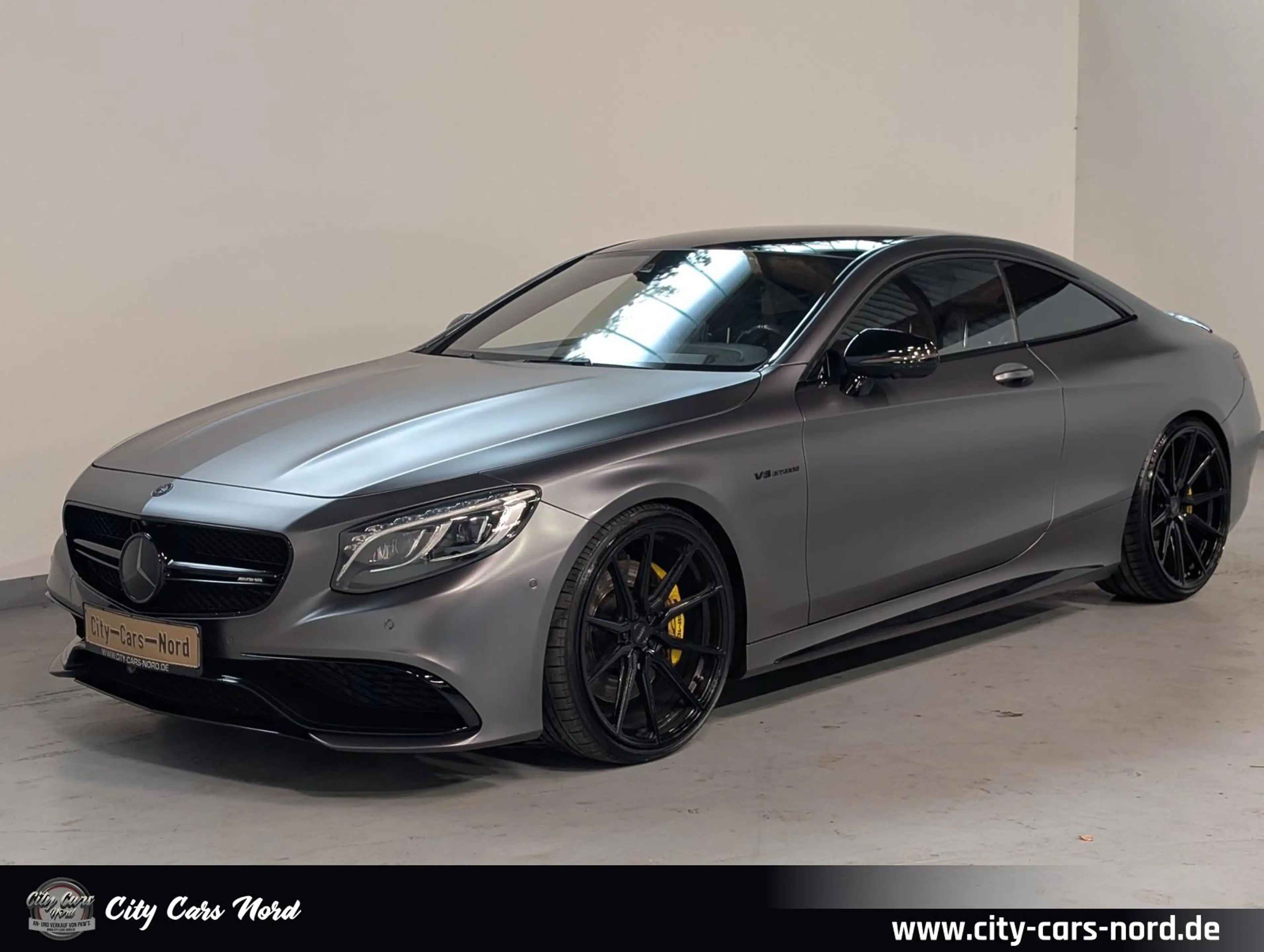 Mercedes-Benz S 63 AMG 4Matic 750PS+EXKLUSIV+22*Z+BURM+DISTRO+