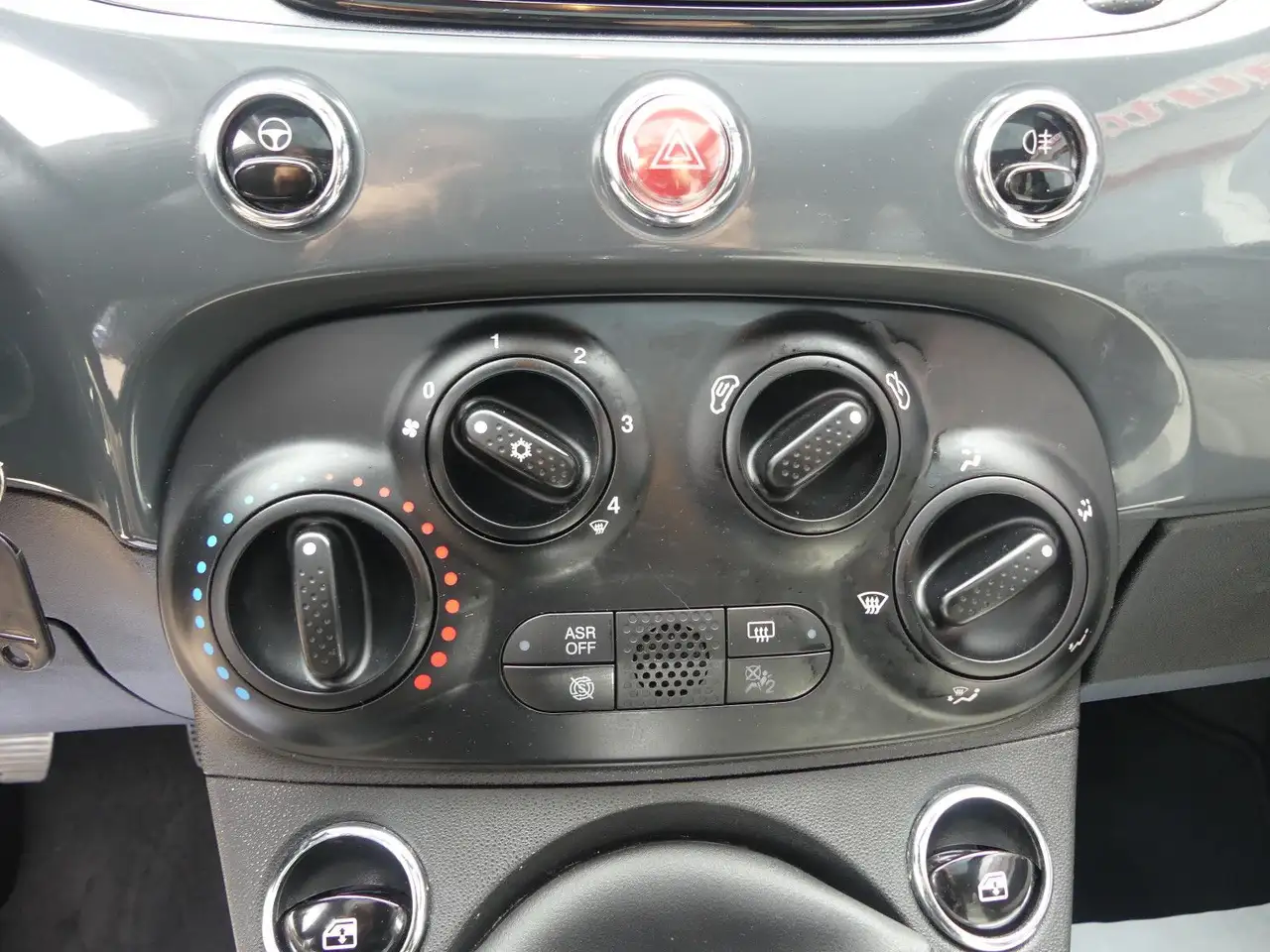 Fiat 500 DolceVita Panorama*Teilleder*ab 199€, миниатюра 20