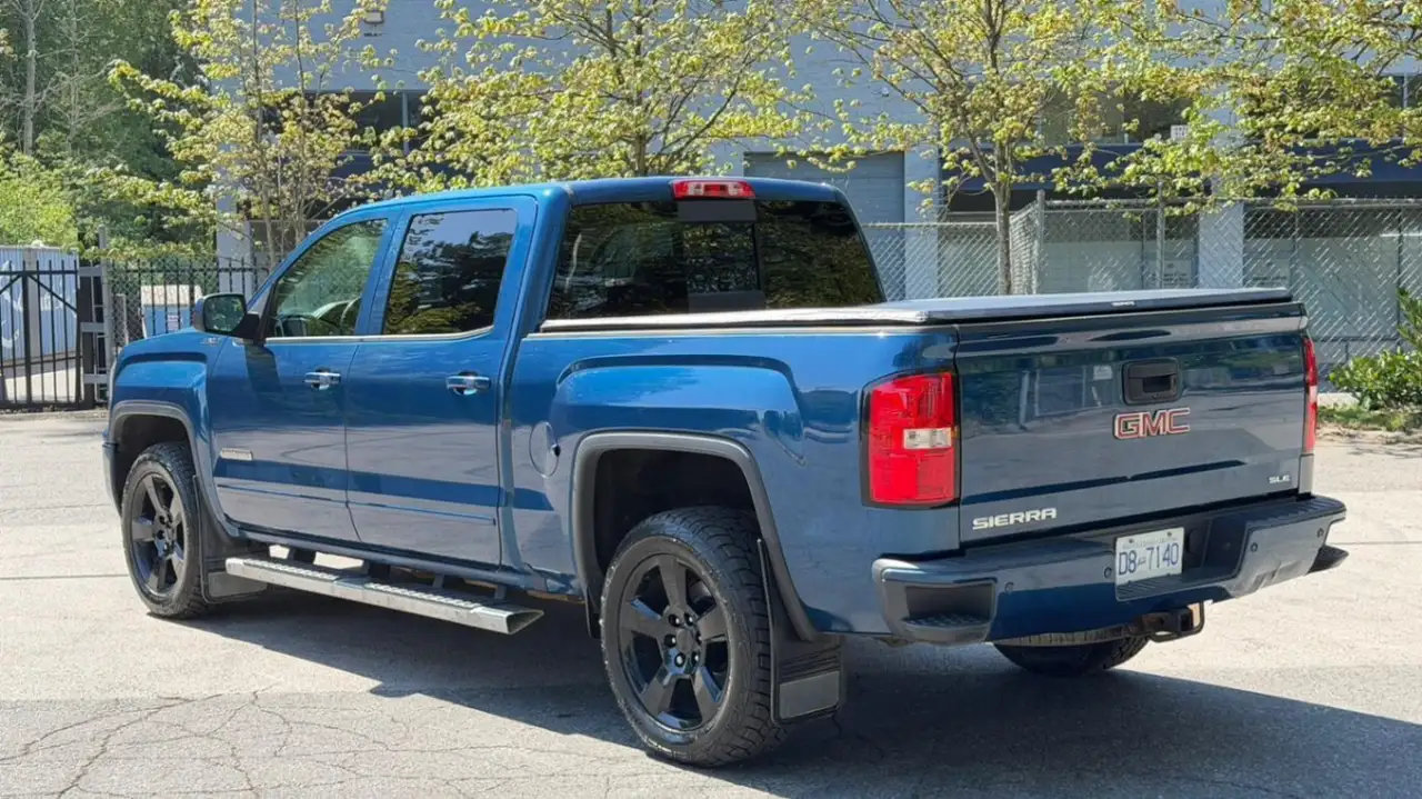 GMC Sierra 1500 снимка GMC Sierra 1500