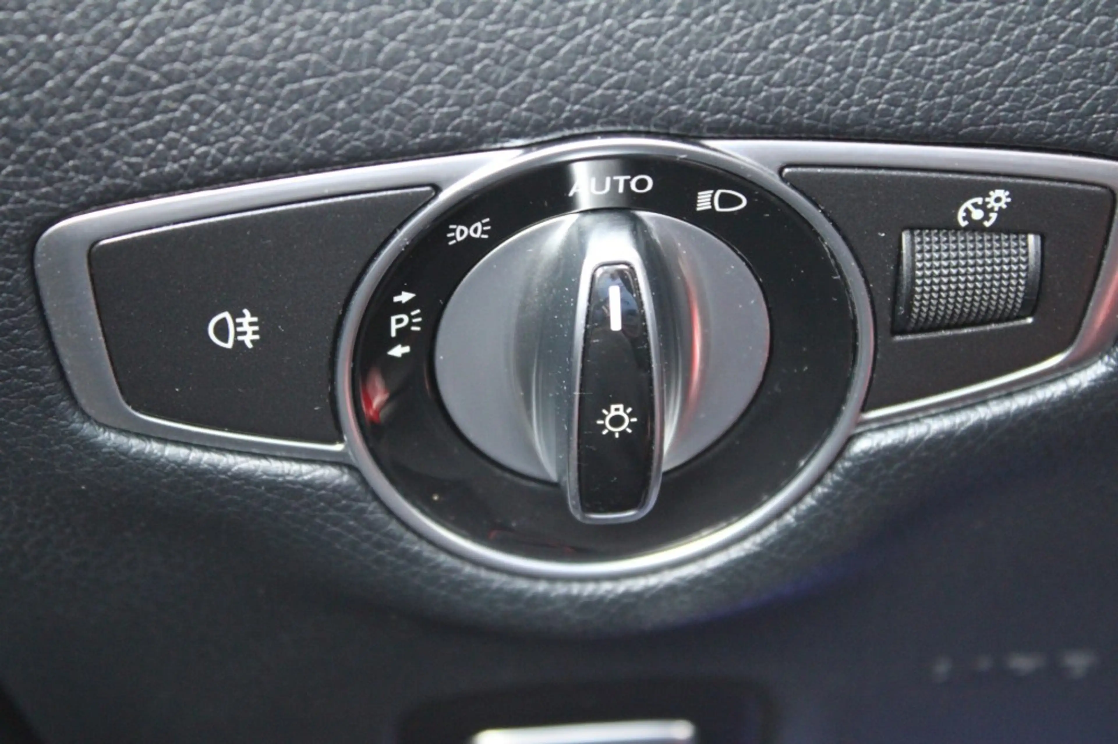 Mercedes-Benz E 250 250 211pk Sedan Prestige Plus automaat ECC/cruise/ — photo 27