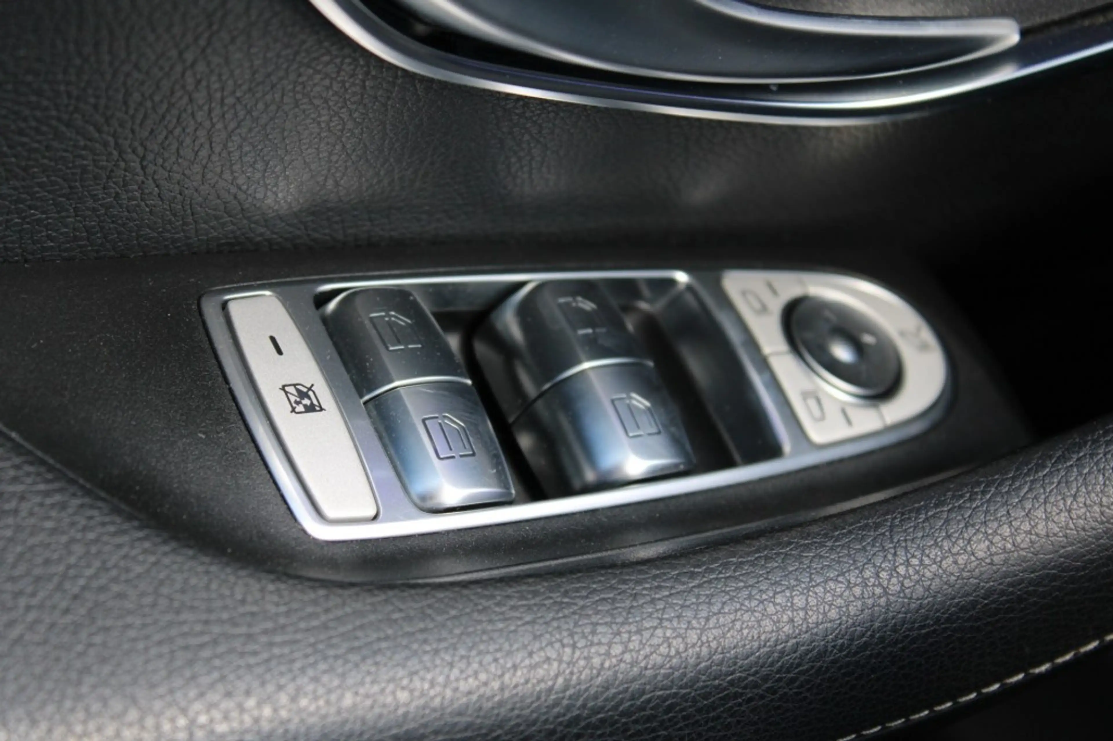Mercedes-Benz E 250 250 211pk Sedan Prestige Plus automaat ECC/cruise/ — photo 31