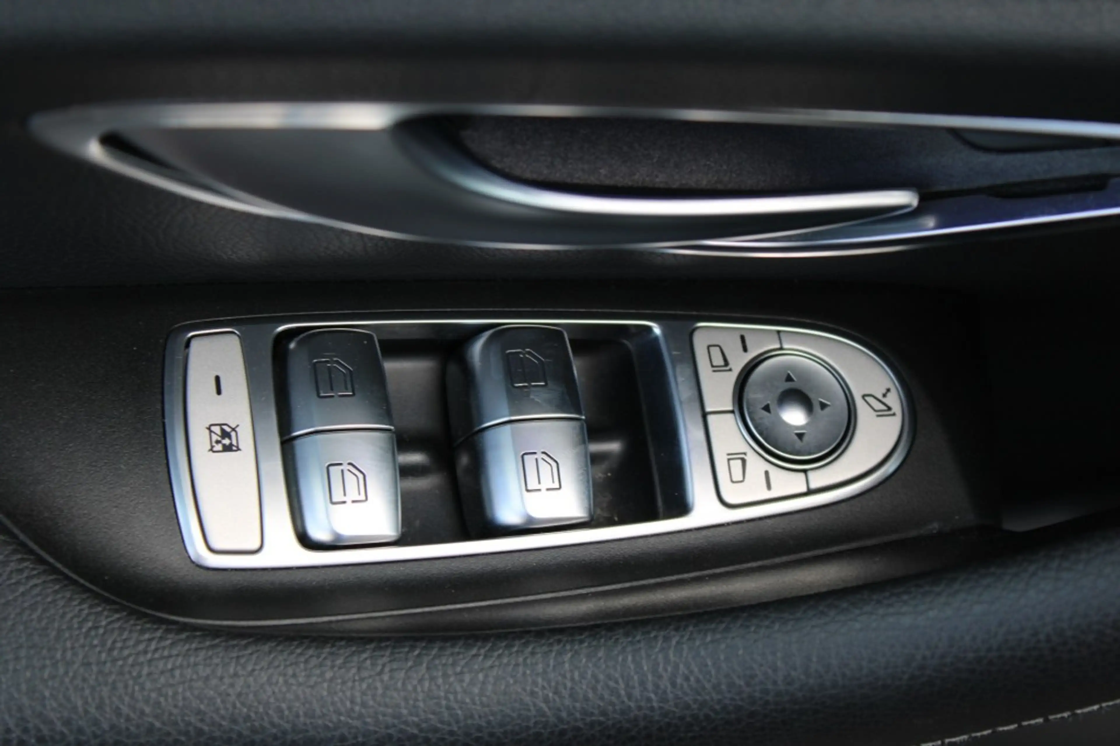 Mercedes-Benz E 250 250 211pk Sedan Prestige Plus automaat ECC/cruise/ — photo 33
