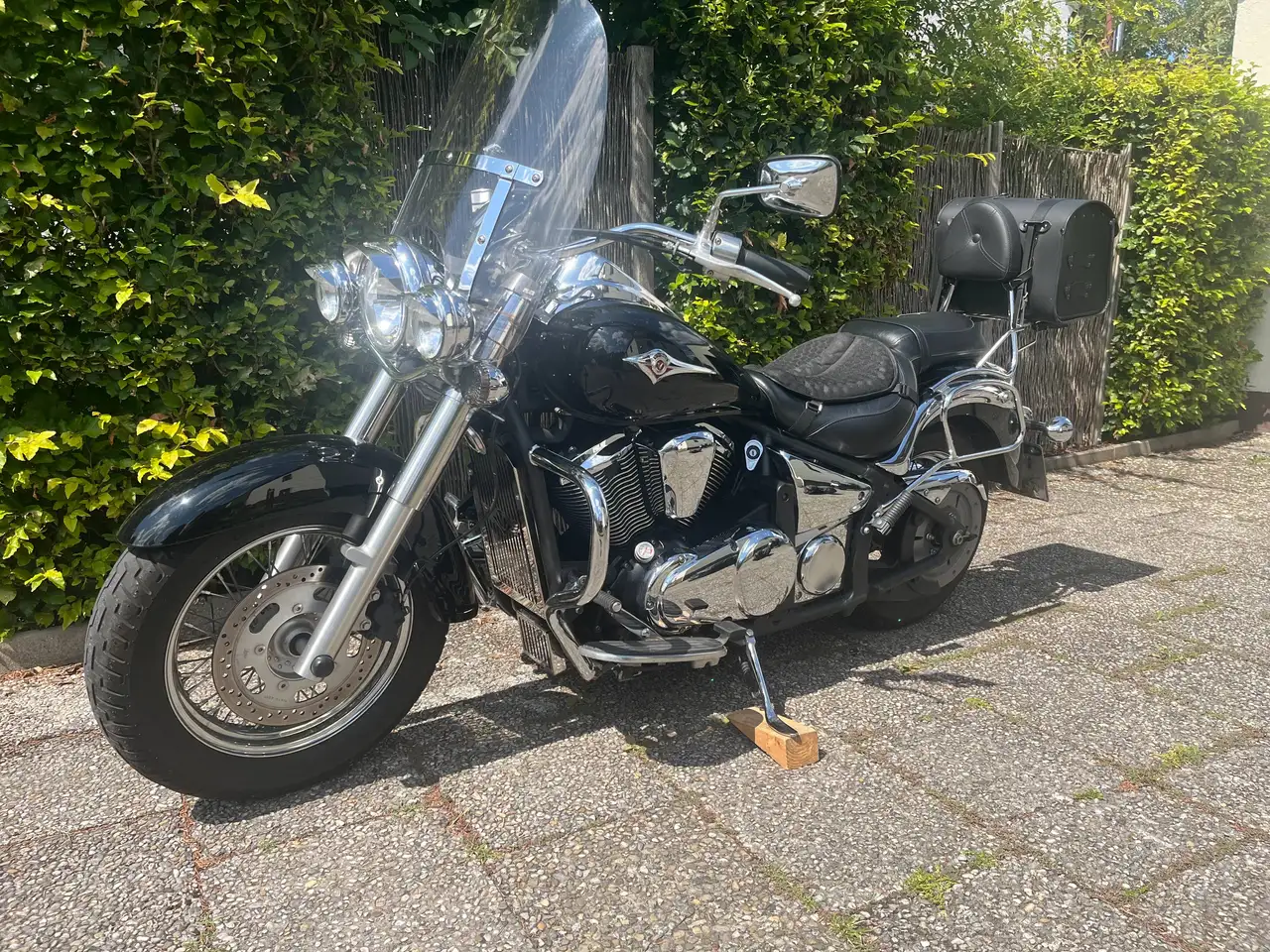 Kawasaki VN 900