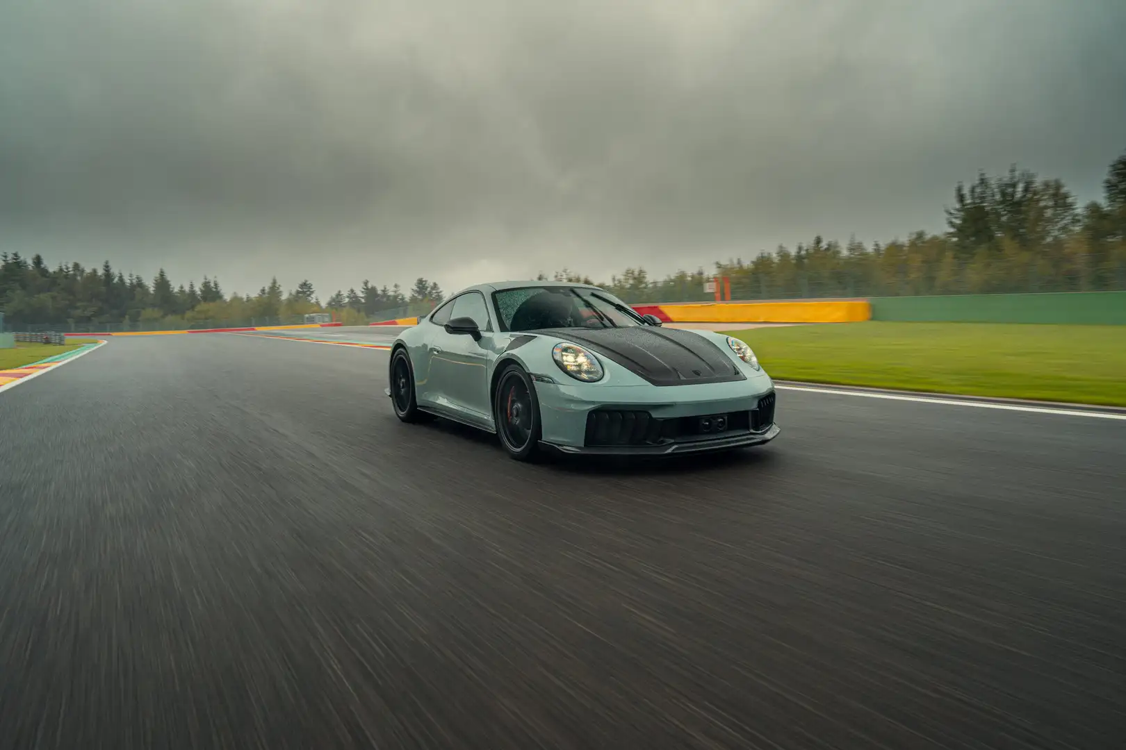 Porsche 992 TECHART Carbon Aero Kit Carrera 4 GTS T-Hybrid - 1