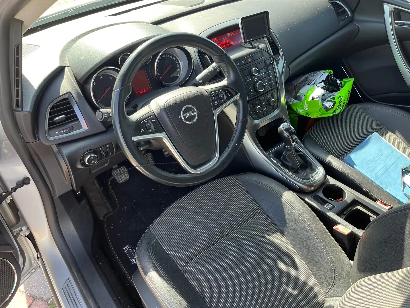 Opel Astra Sports Tourer 1.7 cdti Cosmo 110cv Silber - 2