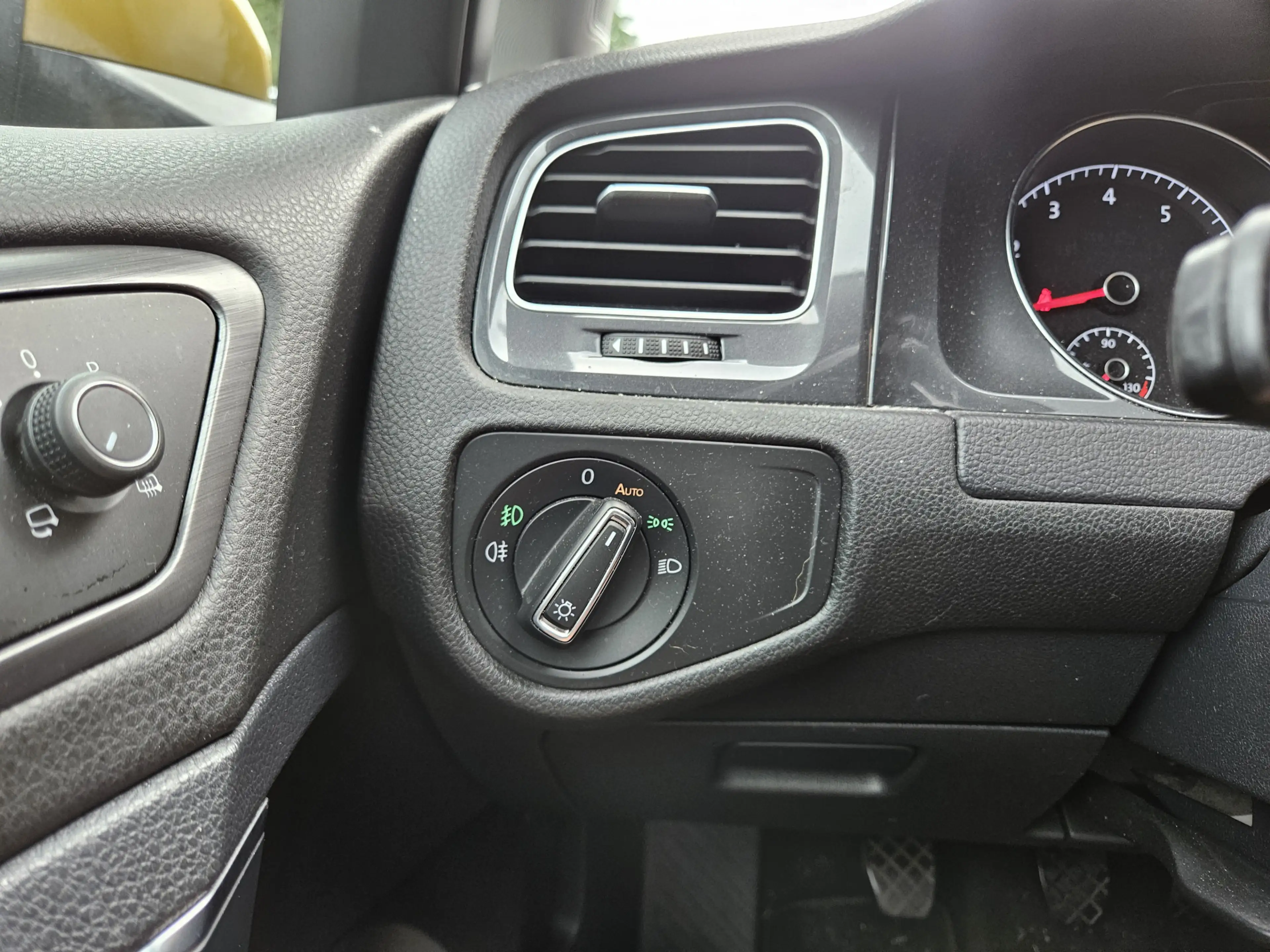 Volkswagen Golf 1.4 TSI Highline — photo 22