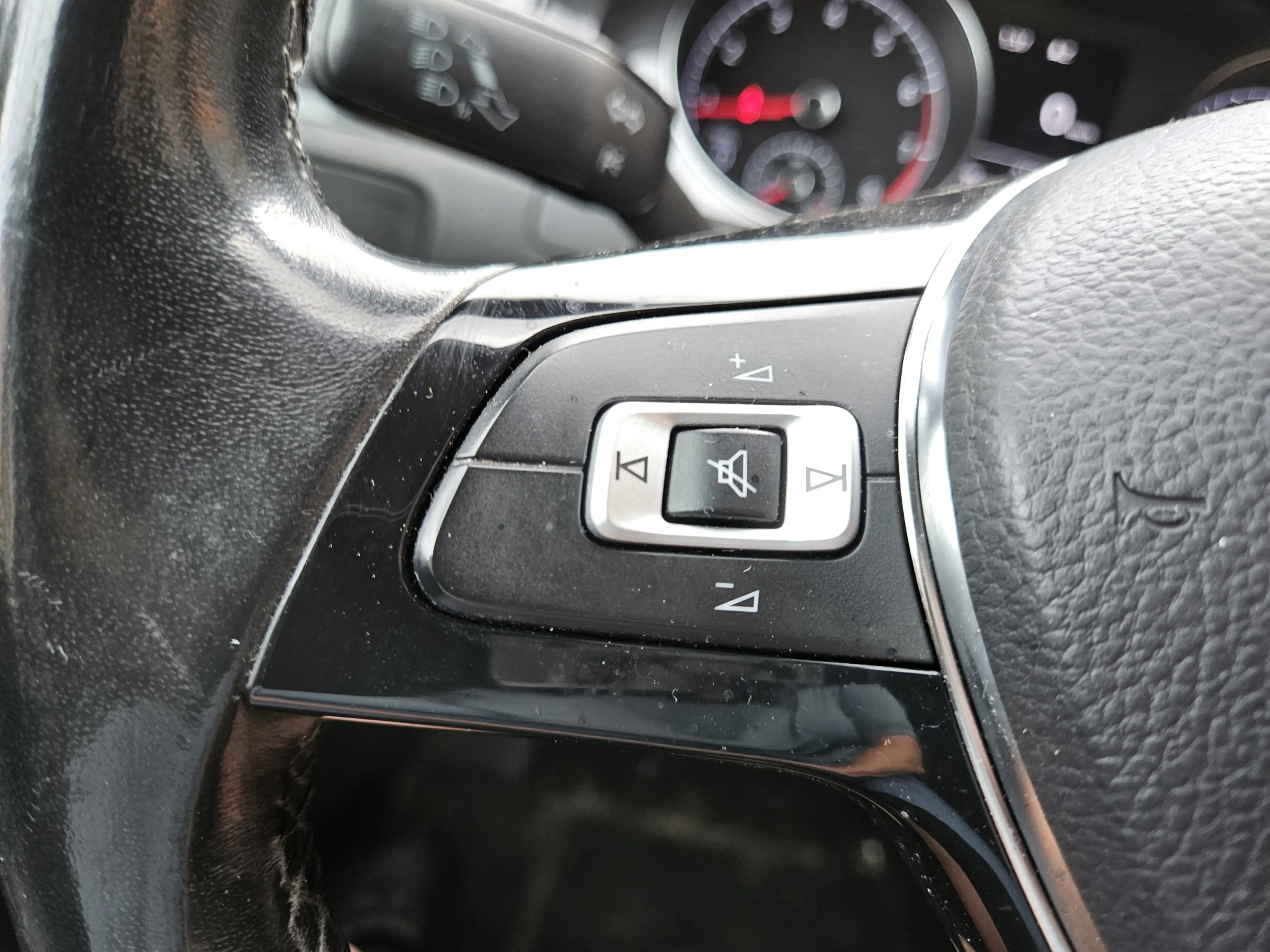 Volkswagen Golf 1.4 TSI Highline — photo 20