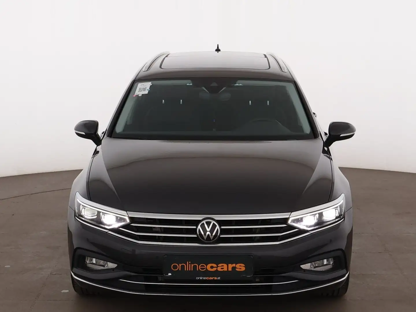 Volkswagen Passat Variant 2.0 TDI Elegance MATRIX SKY AHK Grau - 2