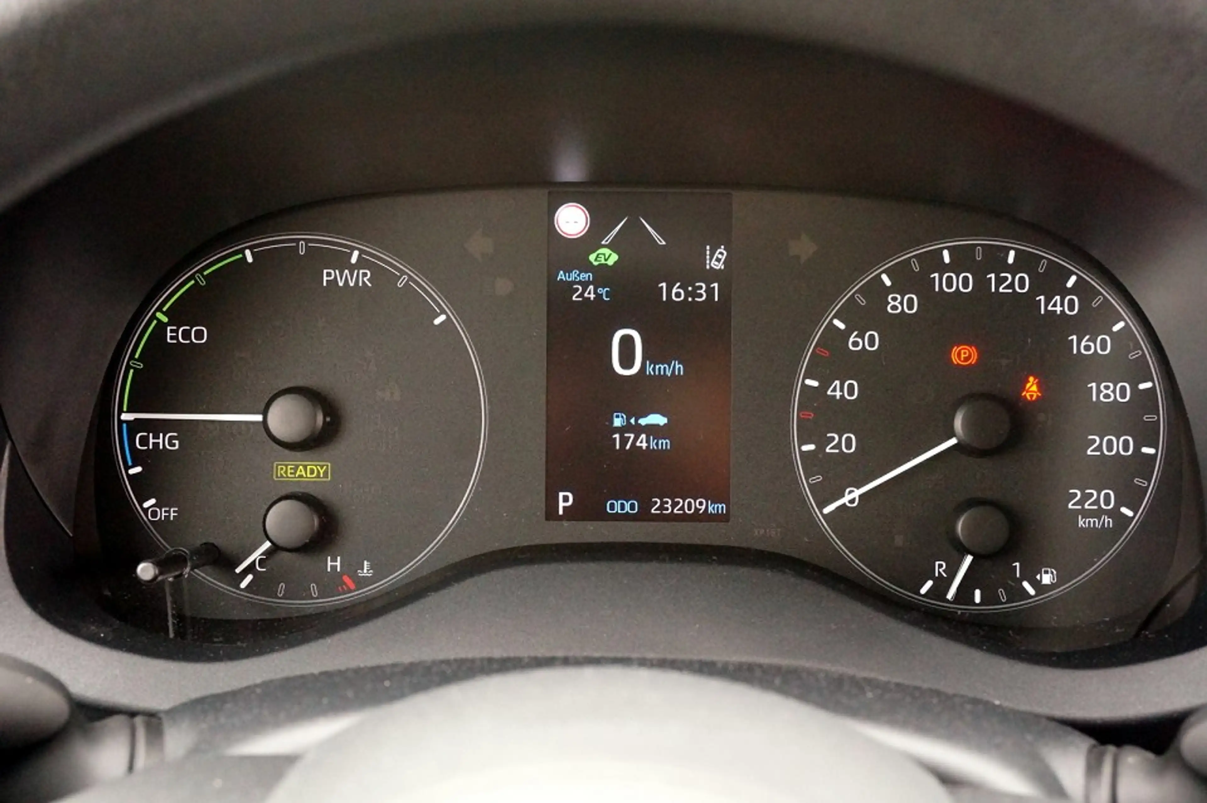 Mazda 2 Hybrid Pure | Benzin Hybrid 116 | Allwetterreifen — photo 10