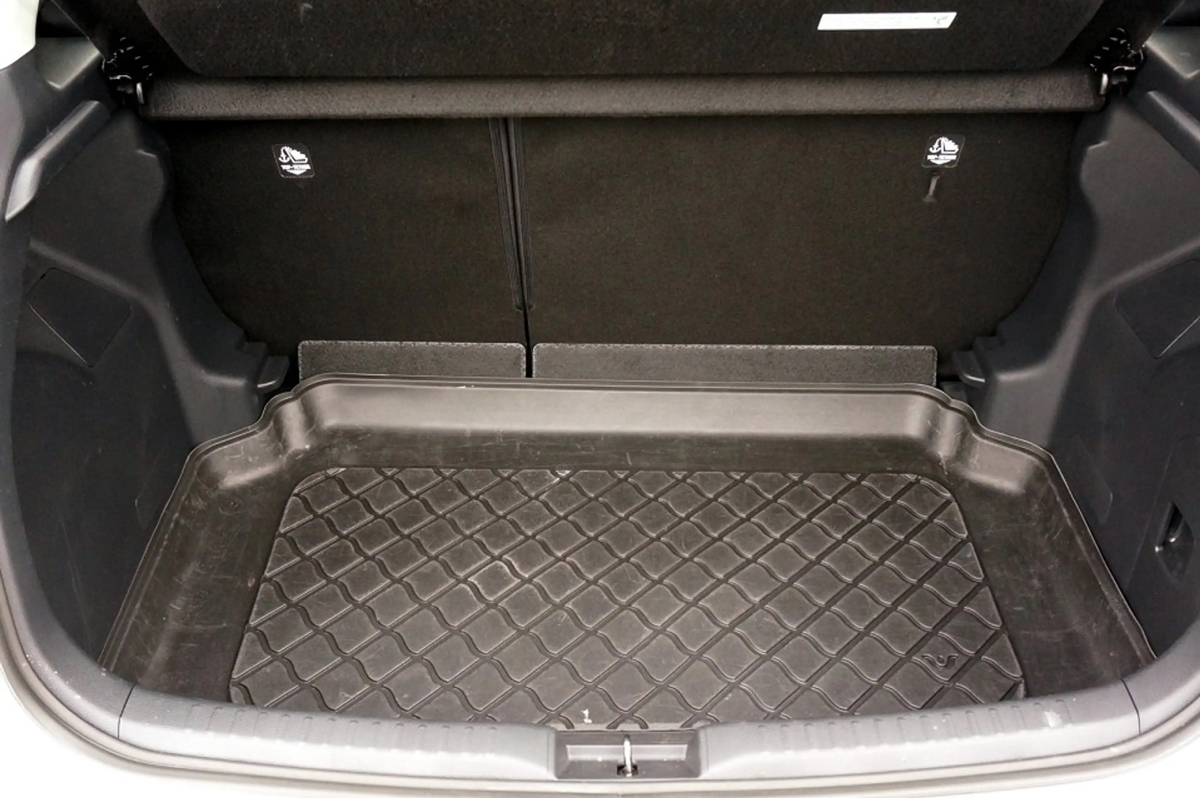 Mazda 2 Hybrid Pure | Benzin Hybrid 116 | Allwetterreifen — photo 16
