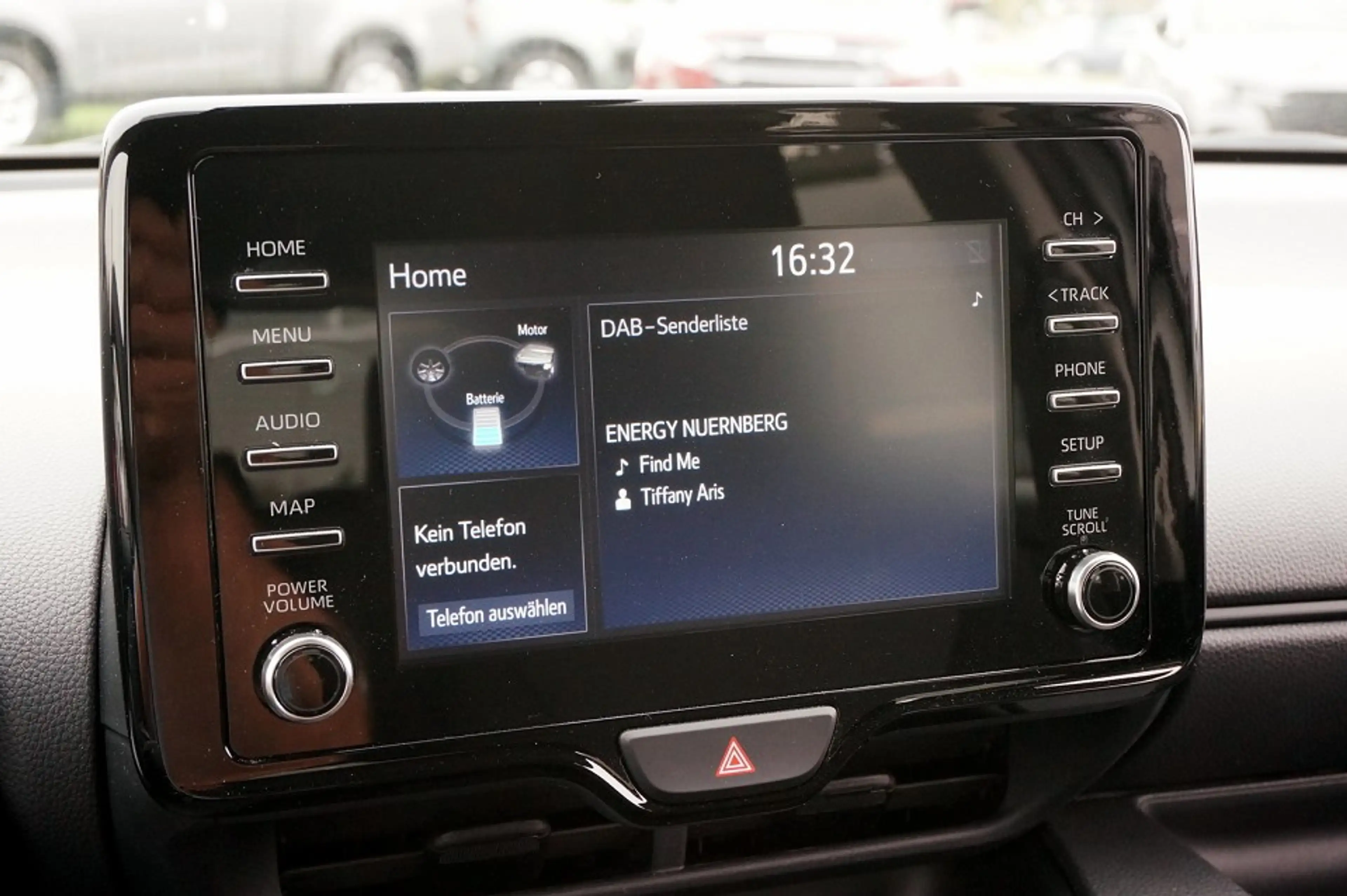 Mazda 2 Hybrid Pure | Benzin Hybrid 116 | Allwetterreifen — photo 14