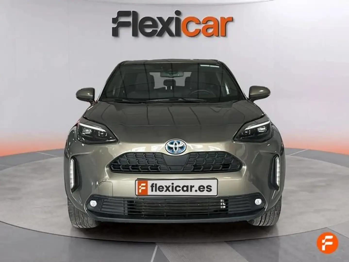 Toyota Yaris Cross 120H Active Plus Marrón - 2