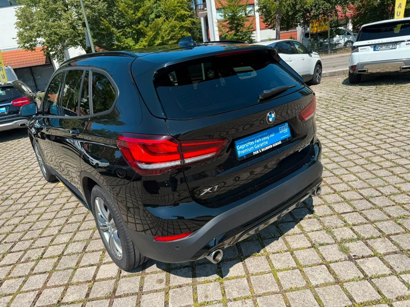 BMW X1 xDrive 18 d Sport Line — photo 6