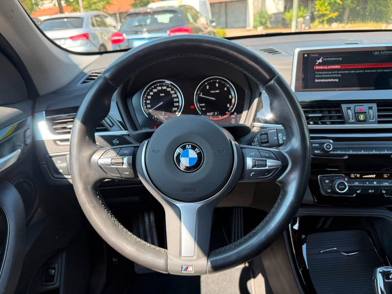 BMW X1 xDrive 18 d Sport Line — photo 9