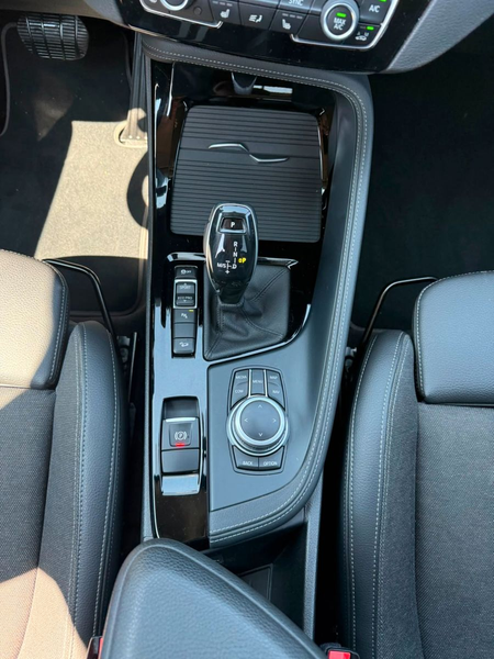 BMW X1 xDrive 18 d Sport Line — photo 11