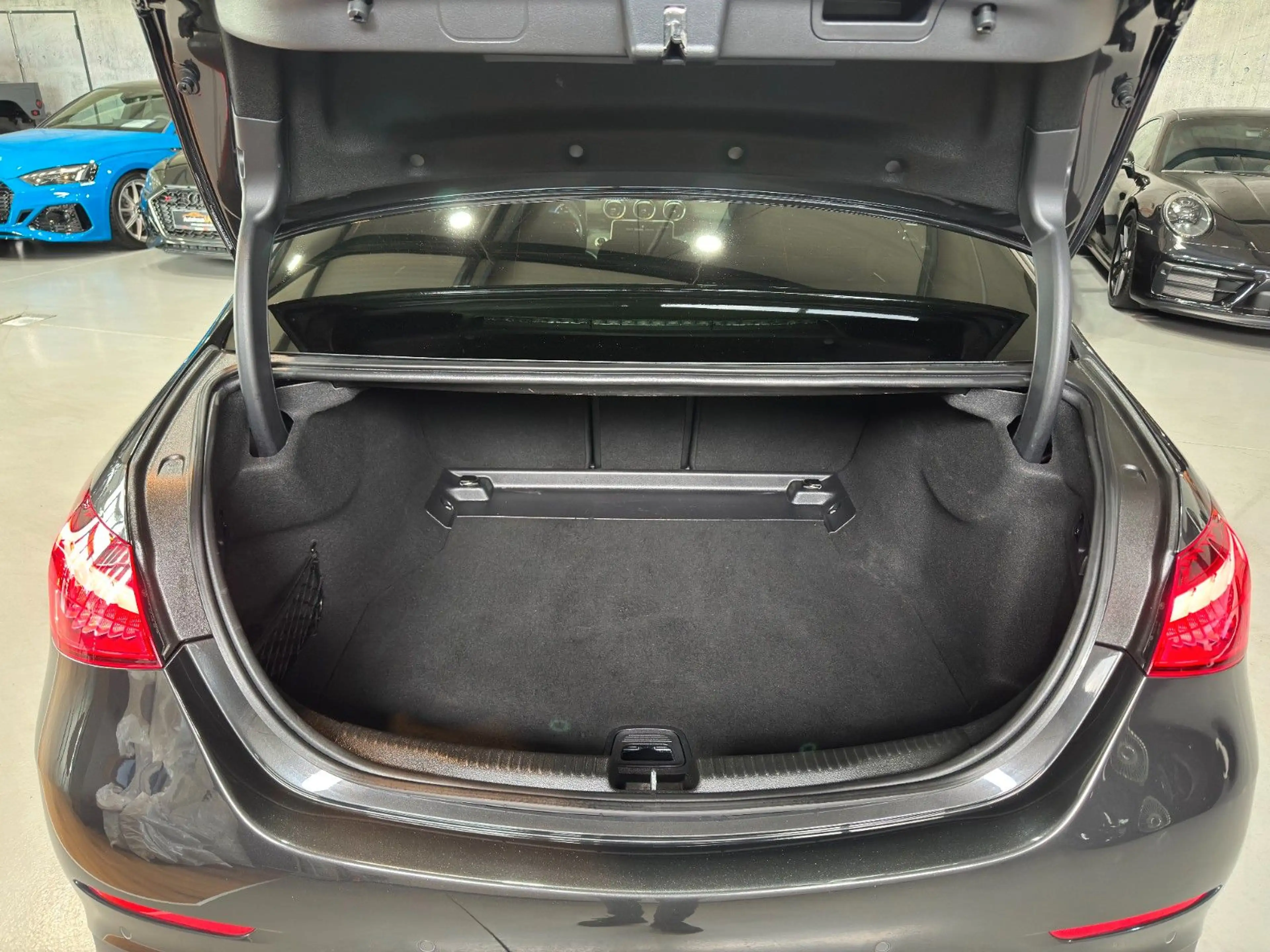 Mercedes-Benz C 300 /Limousine/VOLLDIGIT/LED/AMG/PARKP/RFK/LEDE — photo 5