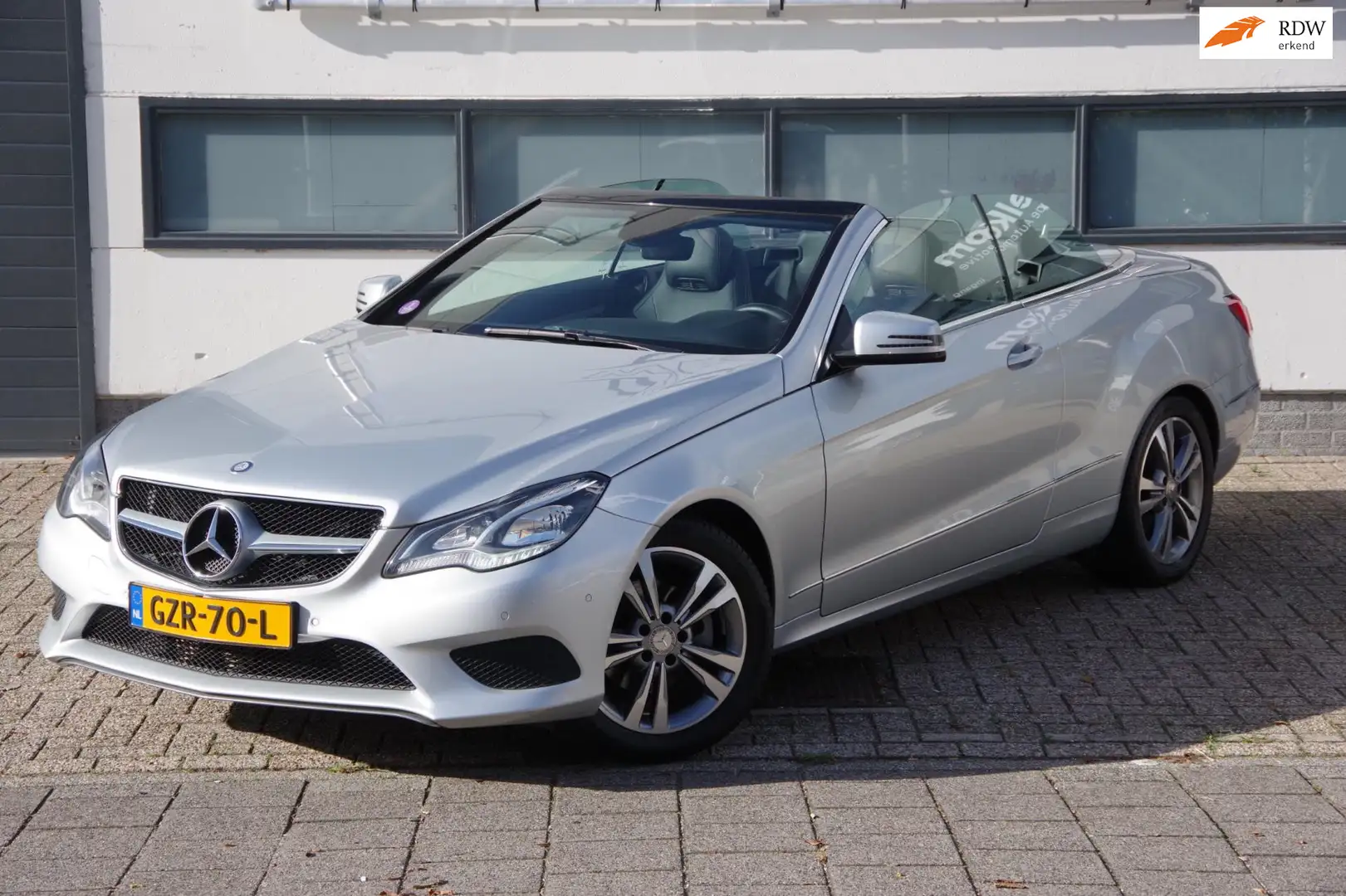 Mercedes-Benz E 200 Cabrio Ambition Grijs - 1