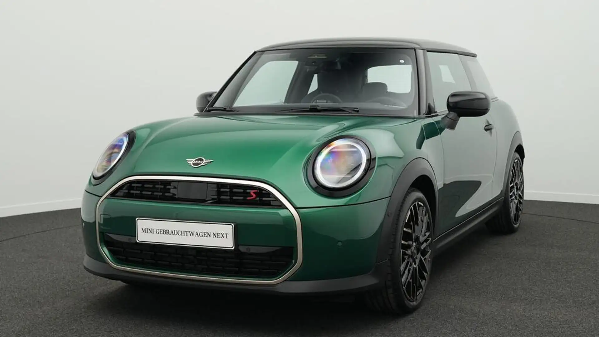 MINI Cooper S Favoured Trim Vert - 1